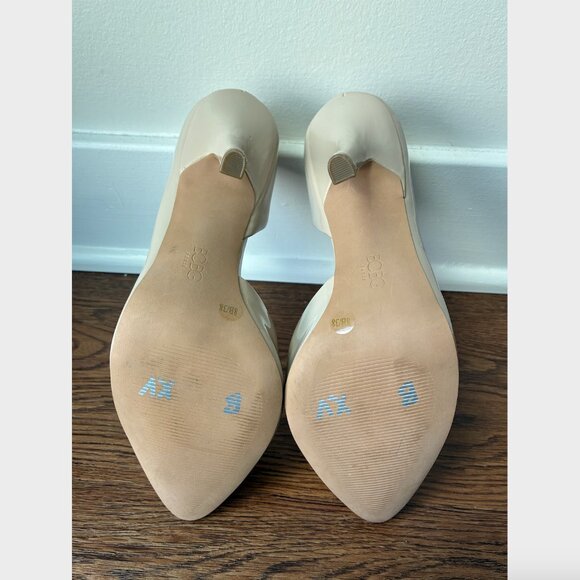 BCBG Like New Cream/Beige Pointed Toe Heels - Size 8 /EU 38 - Picture 4 of 4